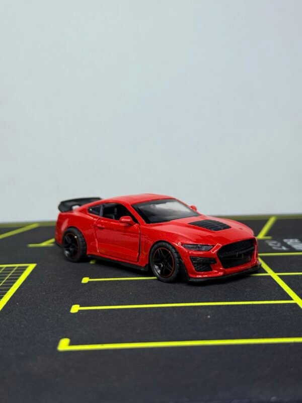 1:43 MUSTANG RED METAL